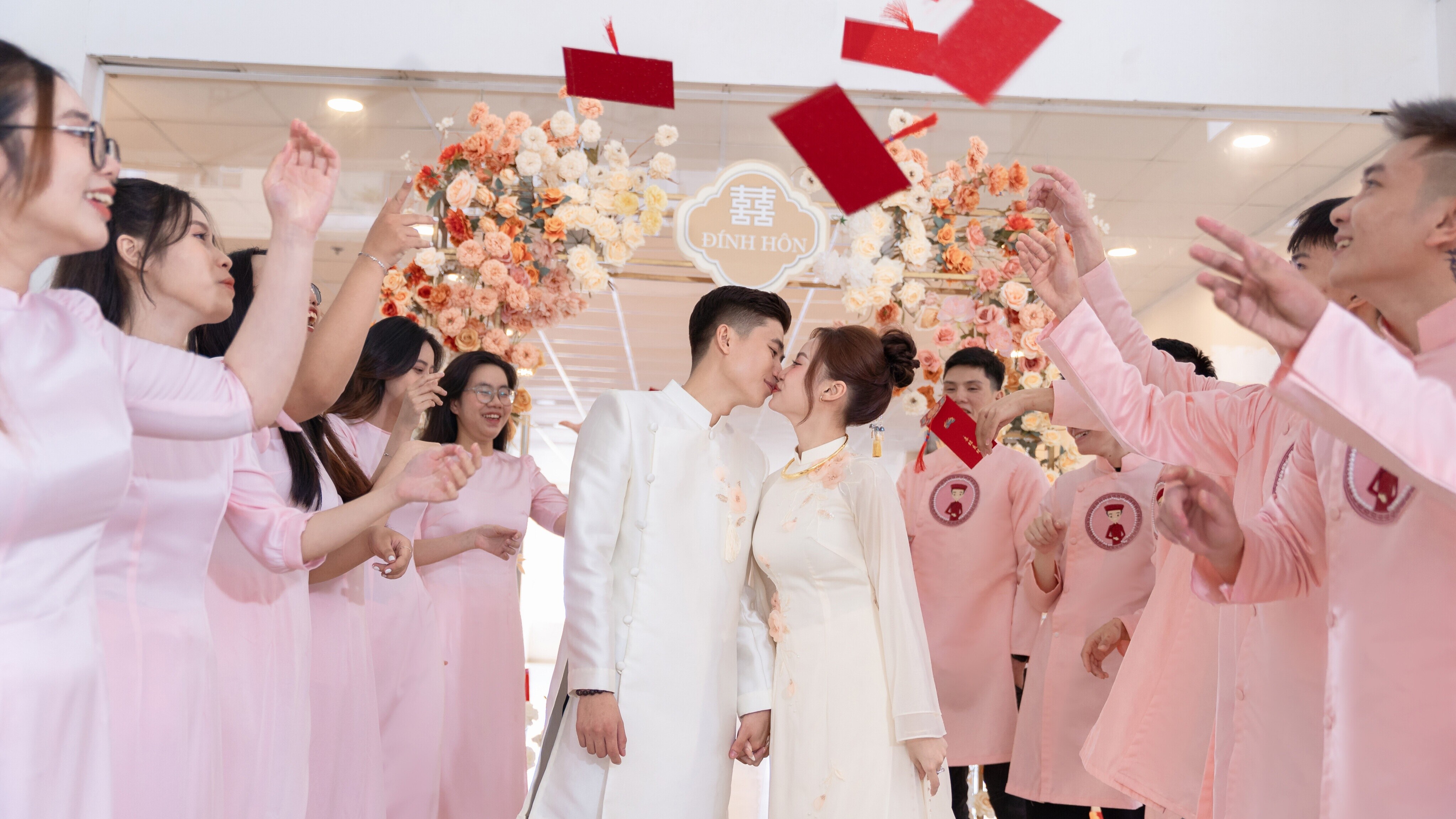 CEREMONY | SÔNG THƯƠNG & VĂN LINH